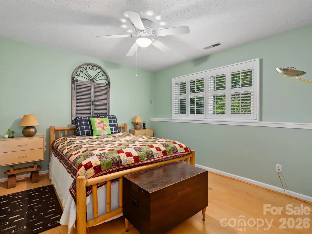 462 Farley Street Waynesville NC 28786