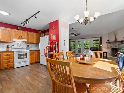 462 Farley Street Waynesville NC 28786
