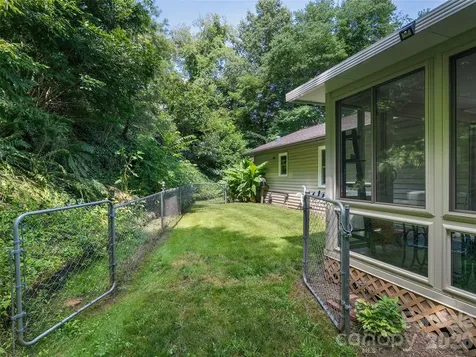 462 Farley Street Waynesville NC 28786