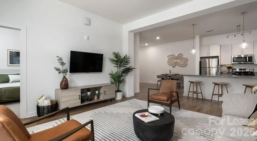 4520 Charlotte Park Drive Charlotte NC 28217