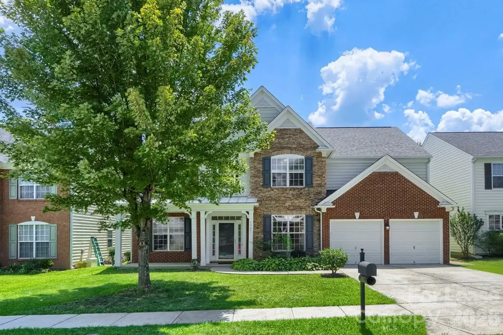 1907 Arbor Vista Drive Charlotte NC 28262