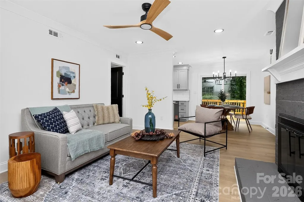 400 Hickok Court Charlotte NC 28270