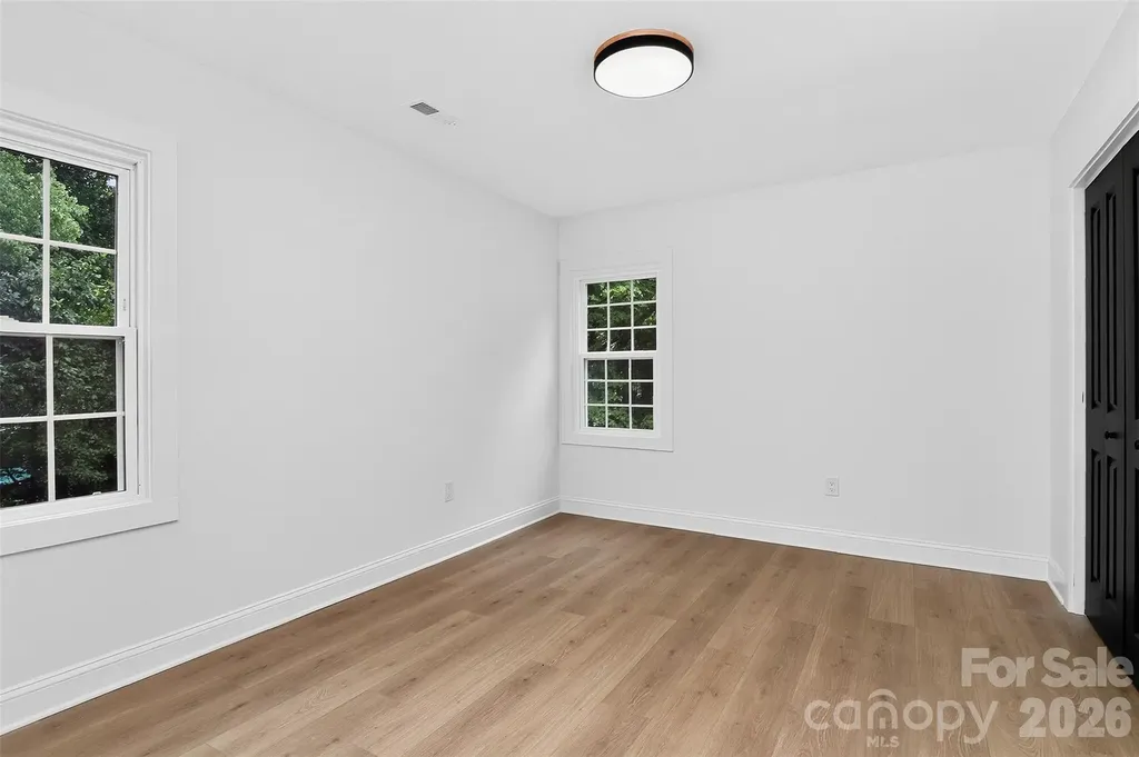 400 Hickok Court Charlotte NC 28270