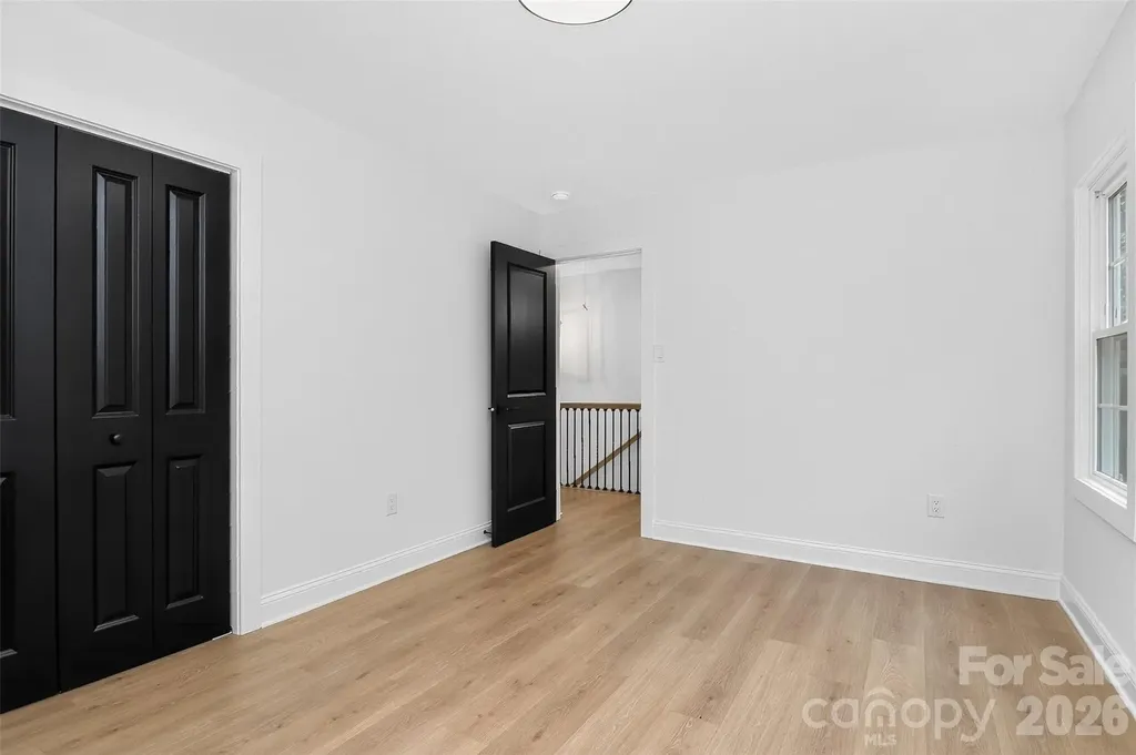 400 Hickok Court Charlotte NC 28270
