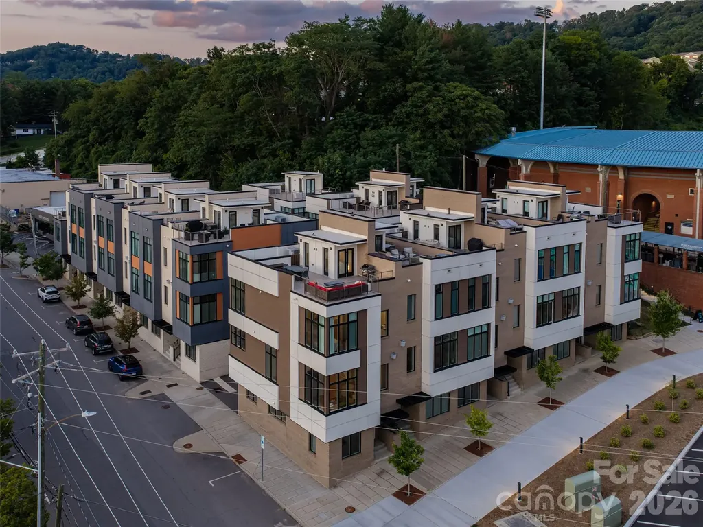 1 Bauhaus Court Asheville NC 28801