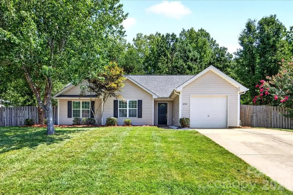 8732 Brookstead Meadow Court Charlotte NC 28215