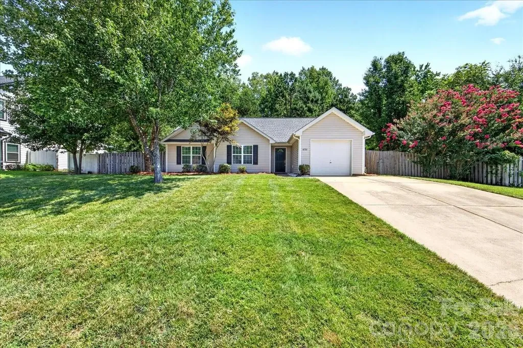 8732 Brookstead Meadow Court Charlotte NC 28215