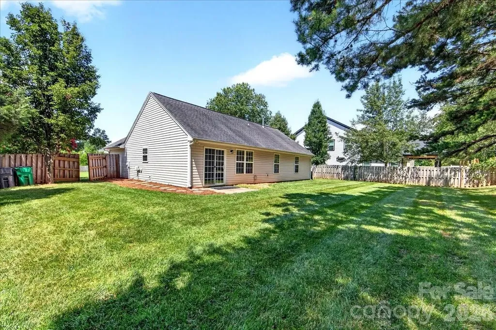 8732 Brookstead Meadow Court Charlotte NC 28215