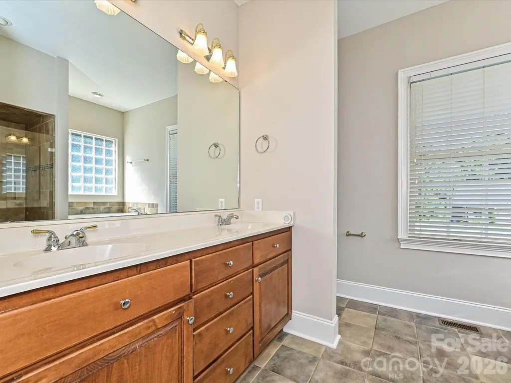 2354 Perry Road Denver NC 28037