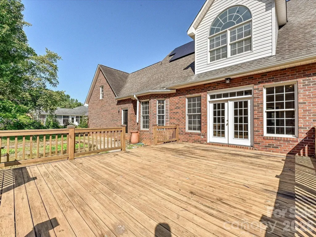 2354 Perry Road Denver NC 28037
