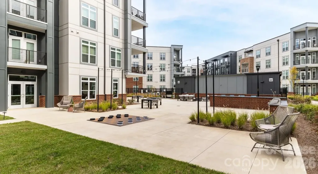 4520 Charlotte Park Drive Charlotte NC 28217