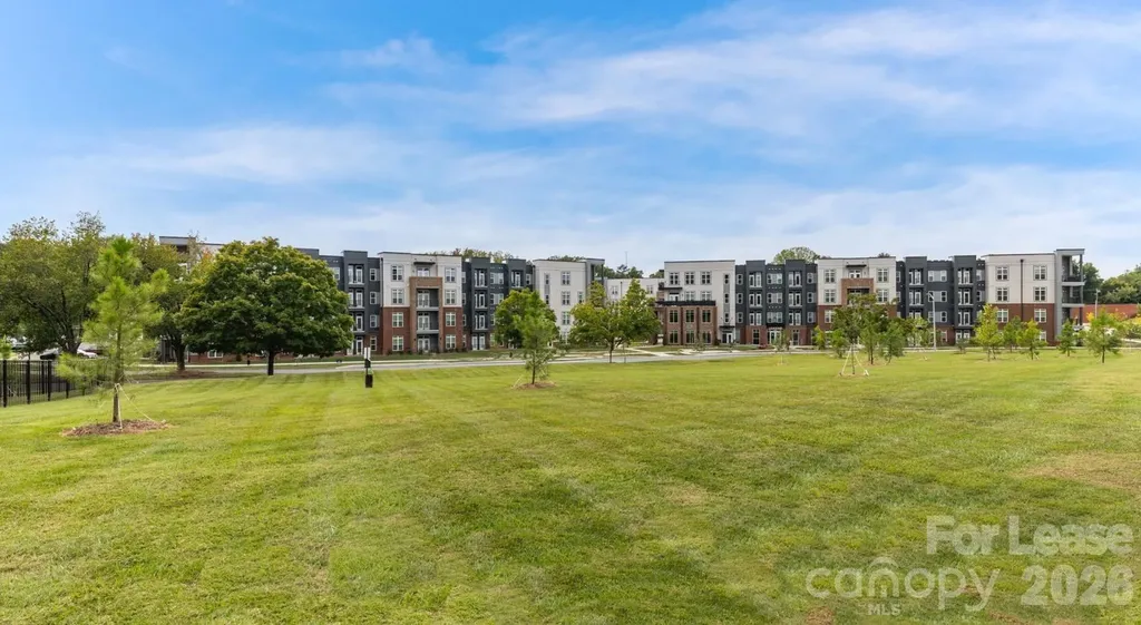 4520 Charlotte Park Drive Charlotte NC 28217