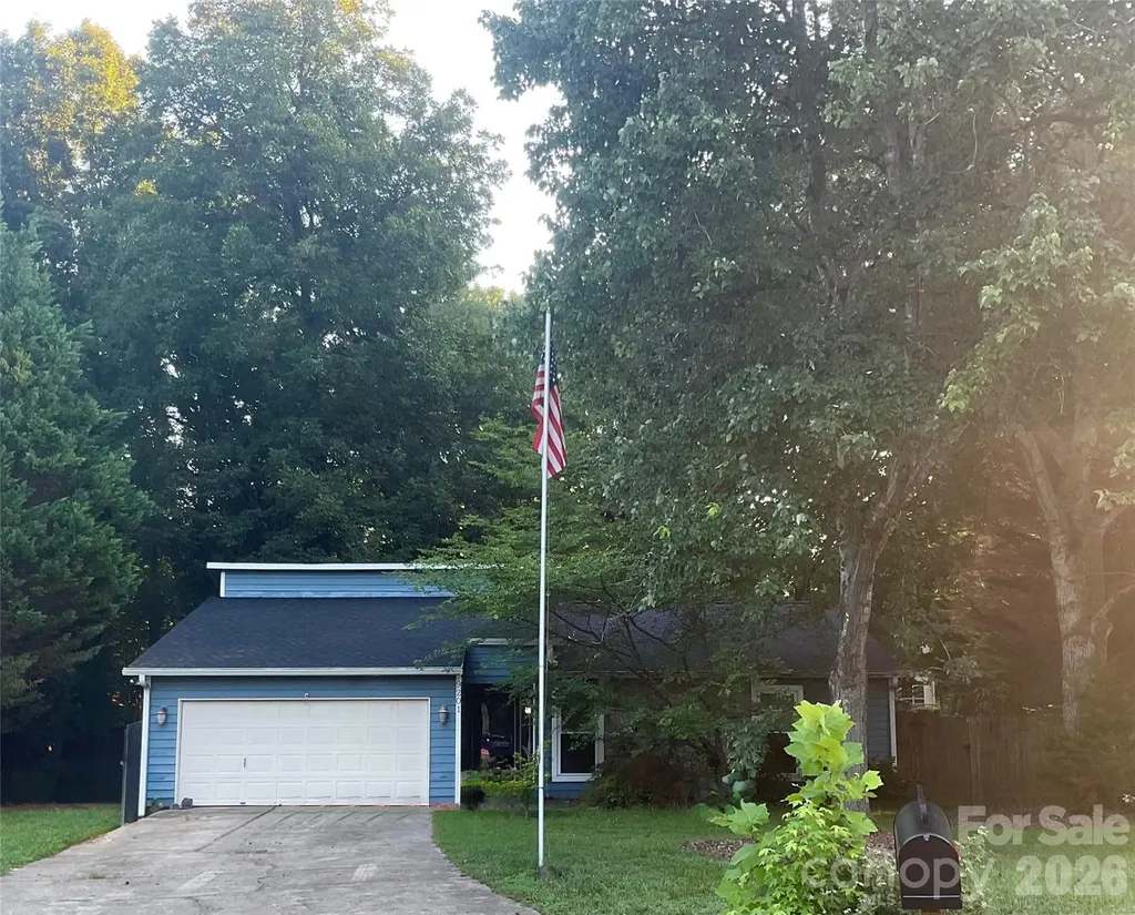 9201 Aylesbury Lane Mint Hill NC 28227