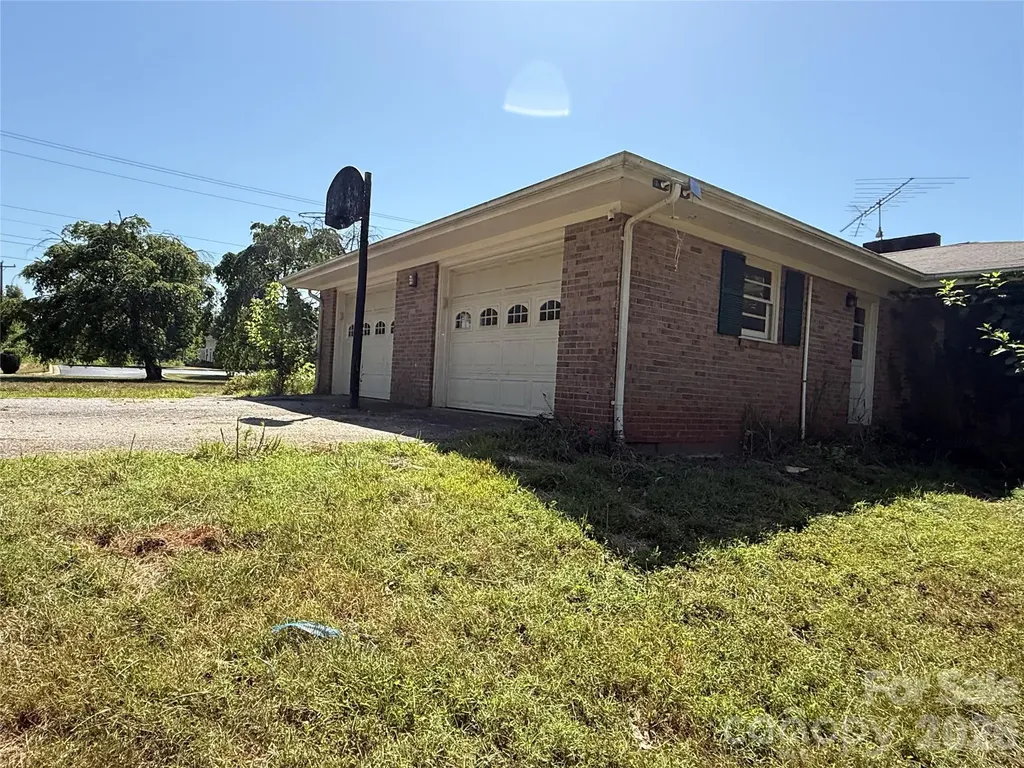 649 Curtis Bridge Road North Wilkesboro NC 28659