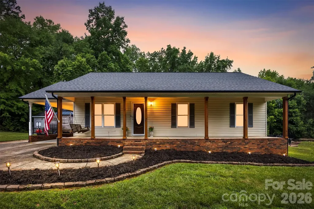 164 Harry Robinson Street Dallas NC 28034