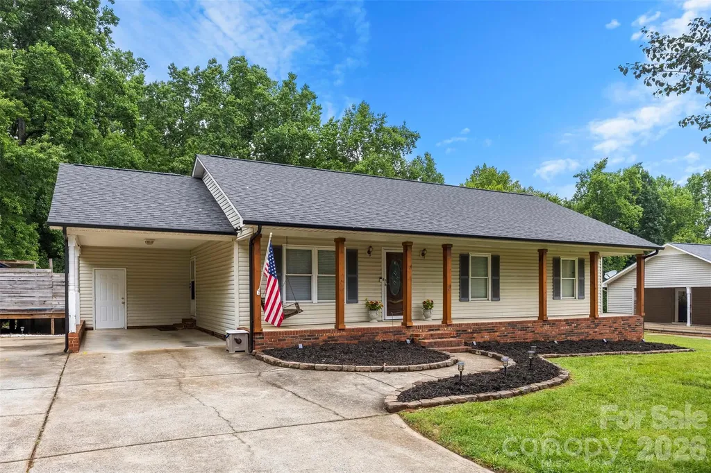 164 Harry Robinson Street Dallas NC 28034