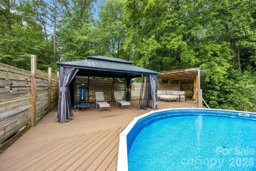 164 Harry Robinson Street Dallas NC 28034