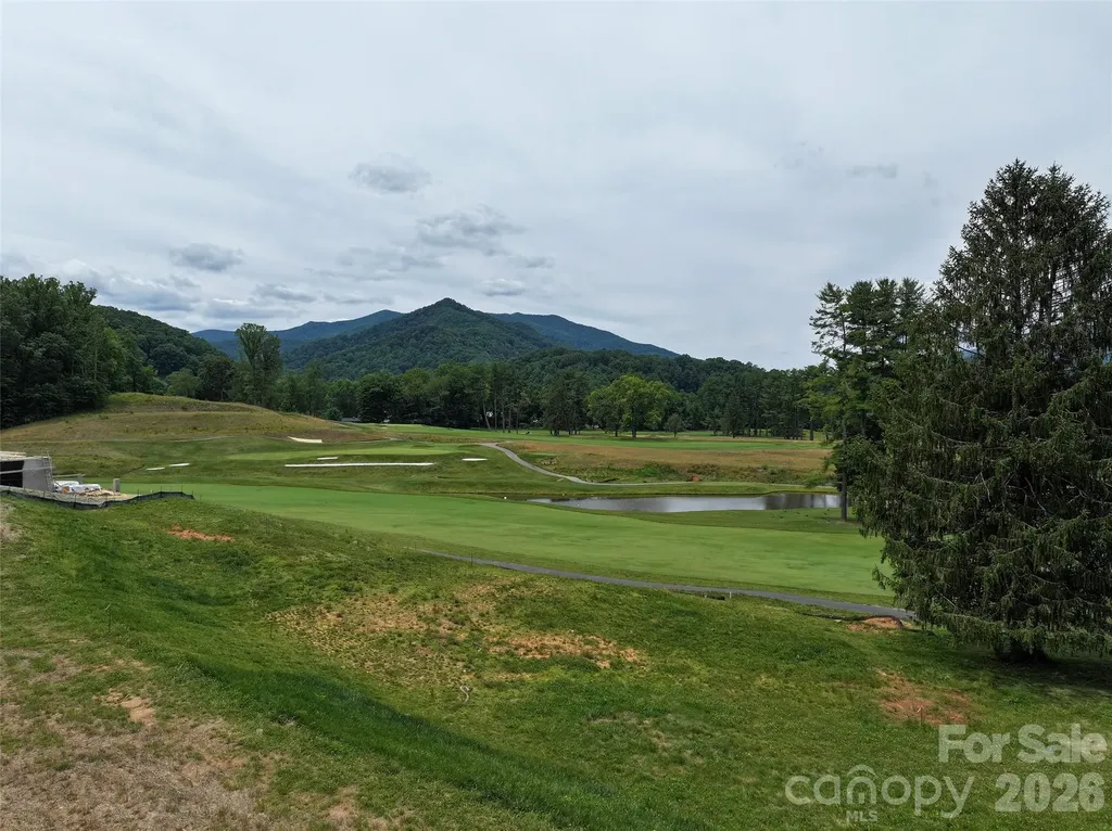 110 Farmer Branch Lane Waynesville NC 28786