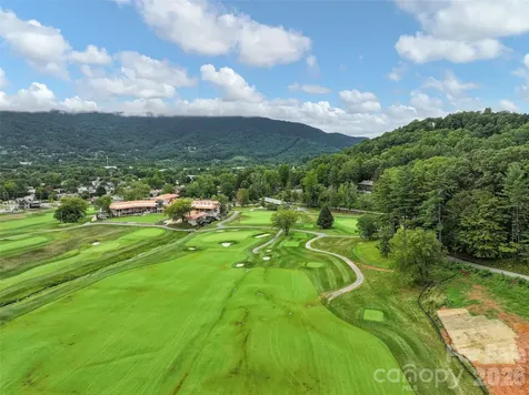 110 Farmer Branch Lane Waynesville NC 28786