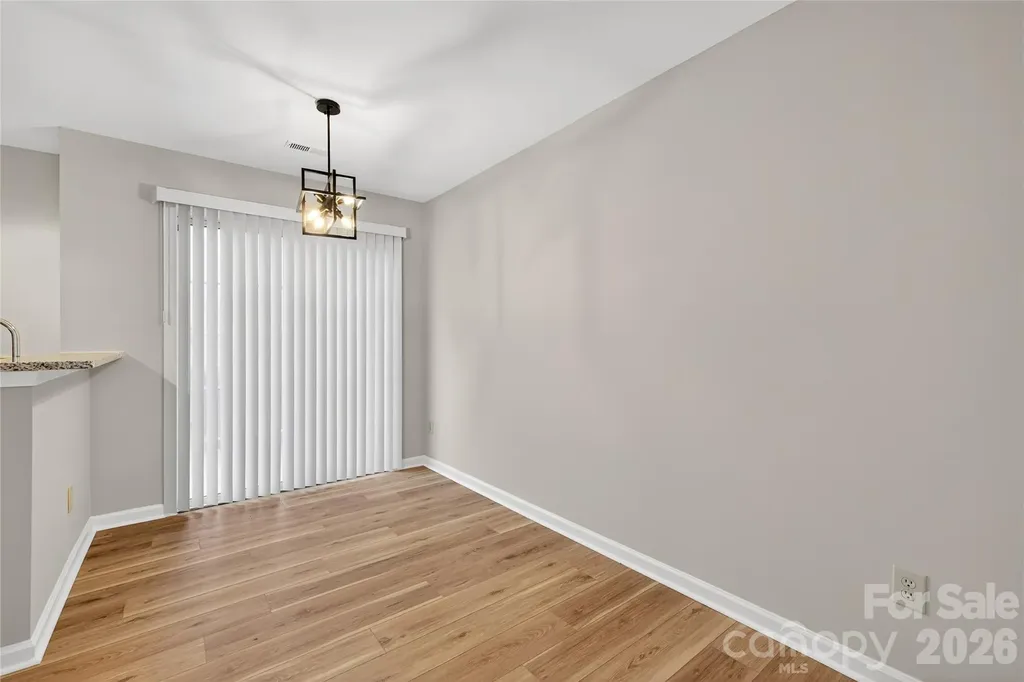 6407 Windsor Gate Lane Charlotte NC 28215