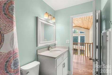 94 S Fairway Drive Nebo NC 28761