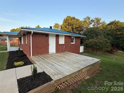 228 Roberson Road Forest City NC 28043
