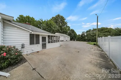 207 Faulkner Street Clover SC 29710