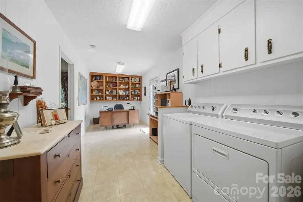 1599 Oakmont Drive Lenoir NC 28645