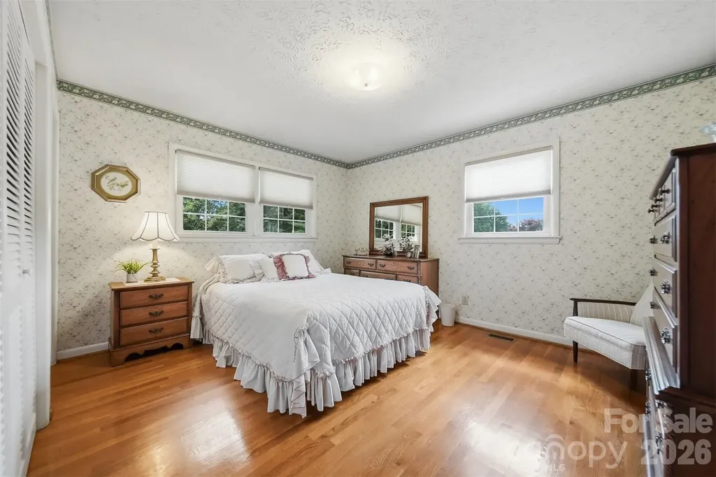 1599 Oakmont Drive Lenoir NC 28645