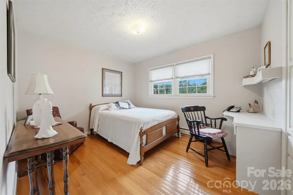 1599 Oakmont Drive Lenoir NC 28645