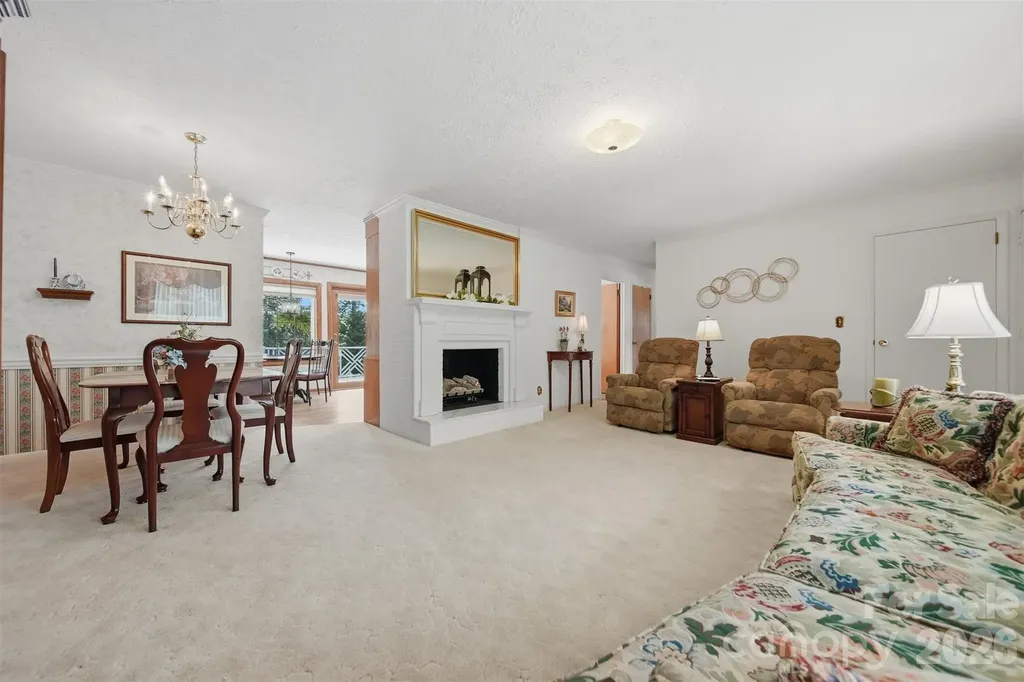 1599 Oakmont Drive Lenoir NC 28645