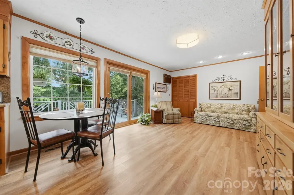 1599 Oakmont Drive Lenoir NC 28645