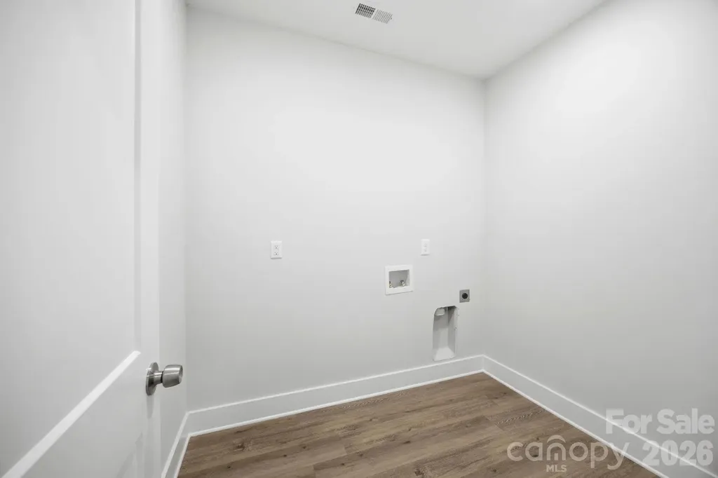 1213 Creekside Drive Conover NC 28613