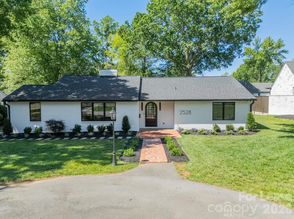 2528 Providence Road Charlotte NC 28211