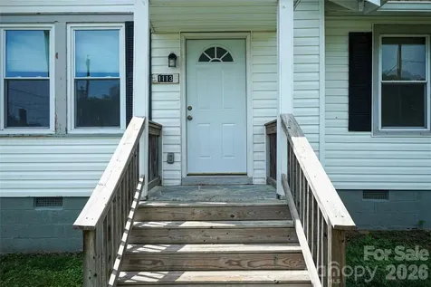 1113 W 5th Avenue Gastonia NC 28052