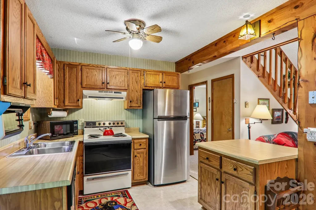13 Lisa Lane Maggie Valley NC 28751