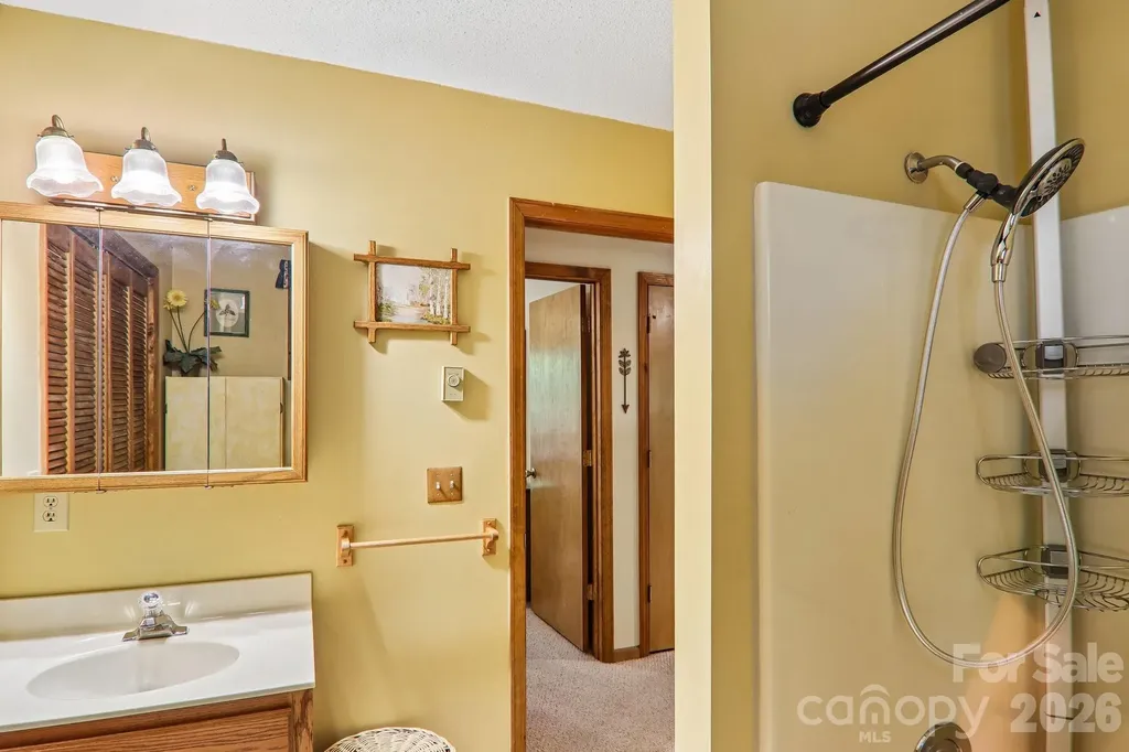 13 Lisa Lane Maggie Valley NC 28751