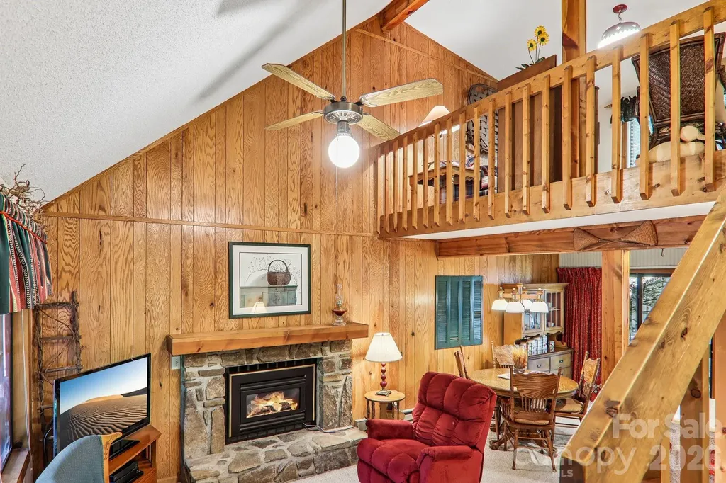 13 Lisa Lane Maggie Valley NC 28751