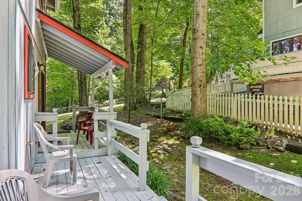 13 Lisa Lane Maggie Valley NC 28751