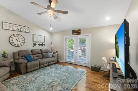 4364 Belmont Drive Morganton NC 28655