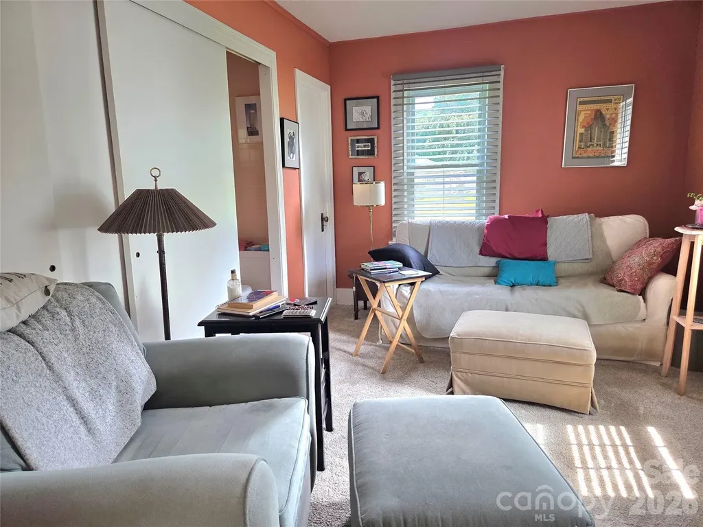 201 Stafford Street Black Mountain NC 28711