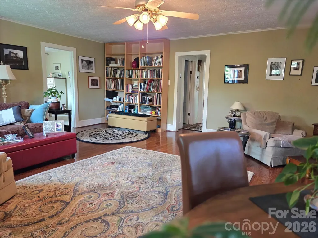 201 Stafford Street Black Mountain NC 28711