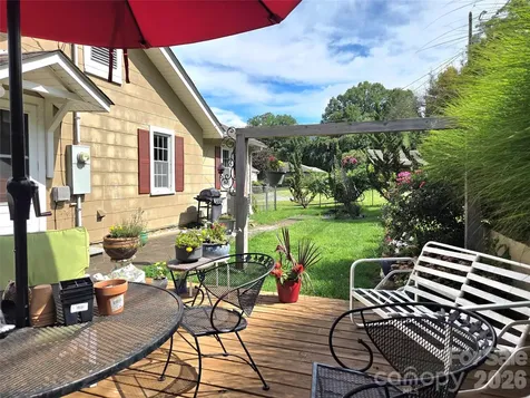 201 Stafford Street Black Mountain NC 28711