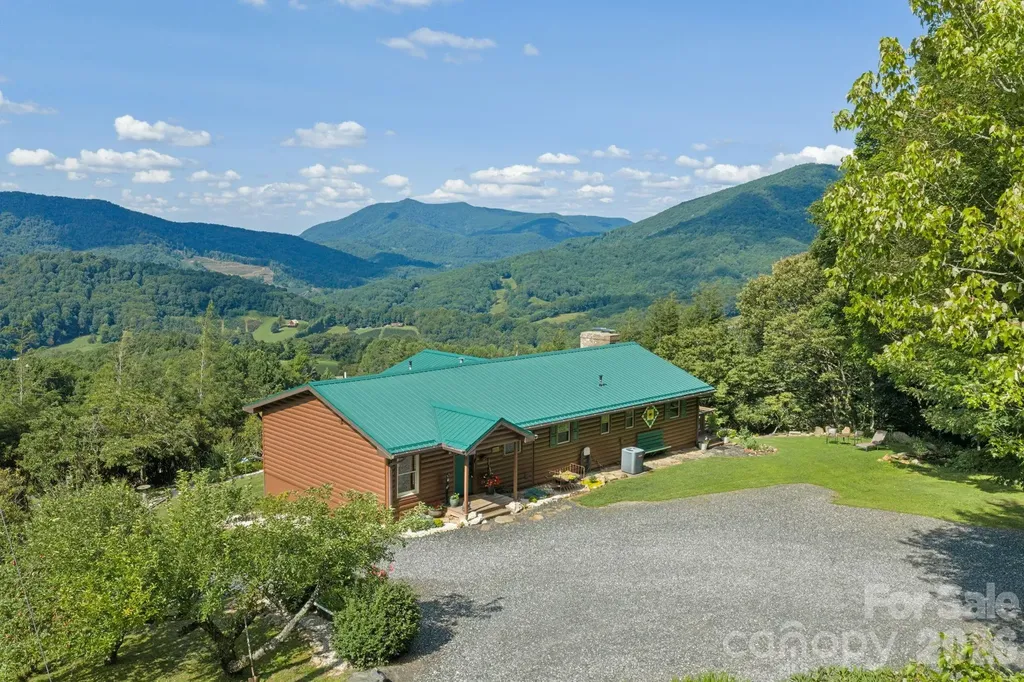 1013 Perry Road West Jefferson NC 28694