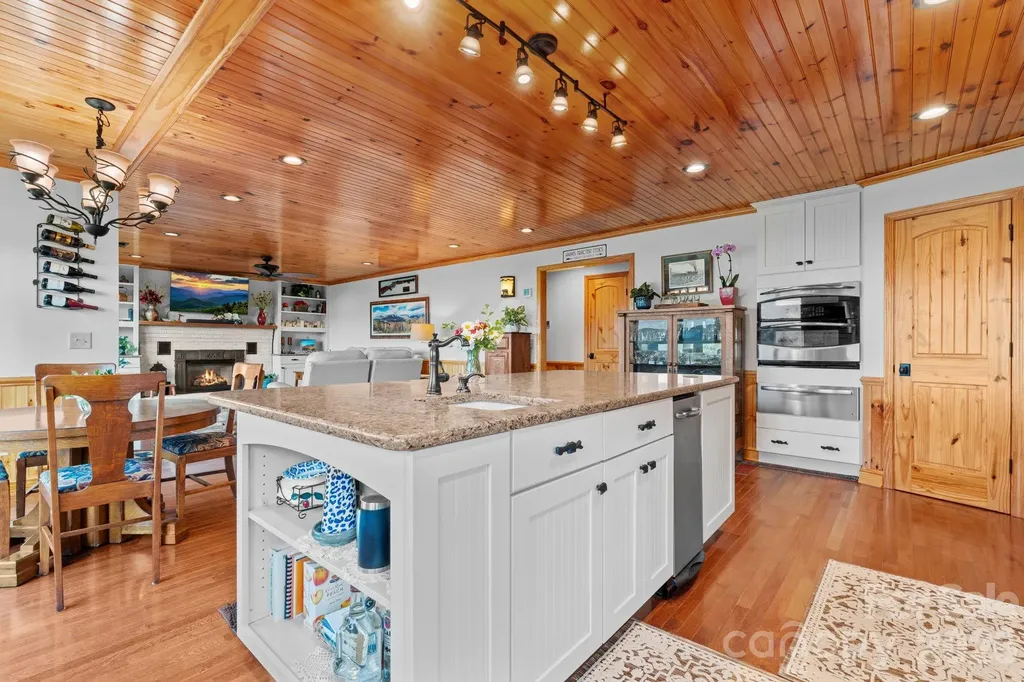 1013 Perry Road West Jefferson NC 28694