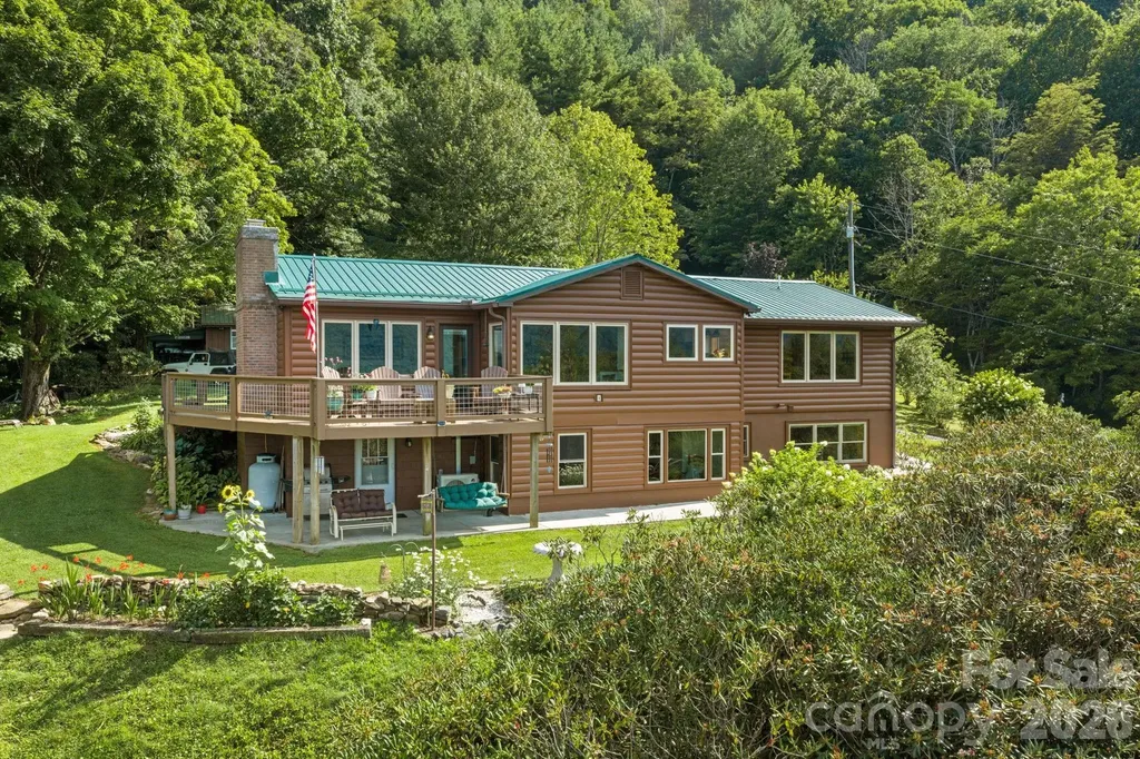 1013 Perry Road West Jefferson NC 28694
