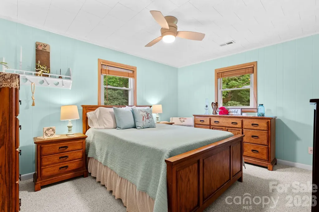 1013 Perry Road West Jefferson NC 28694