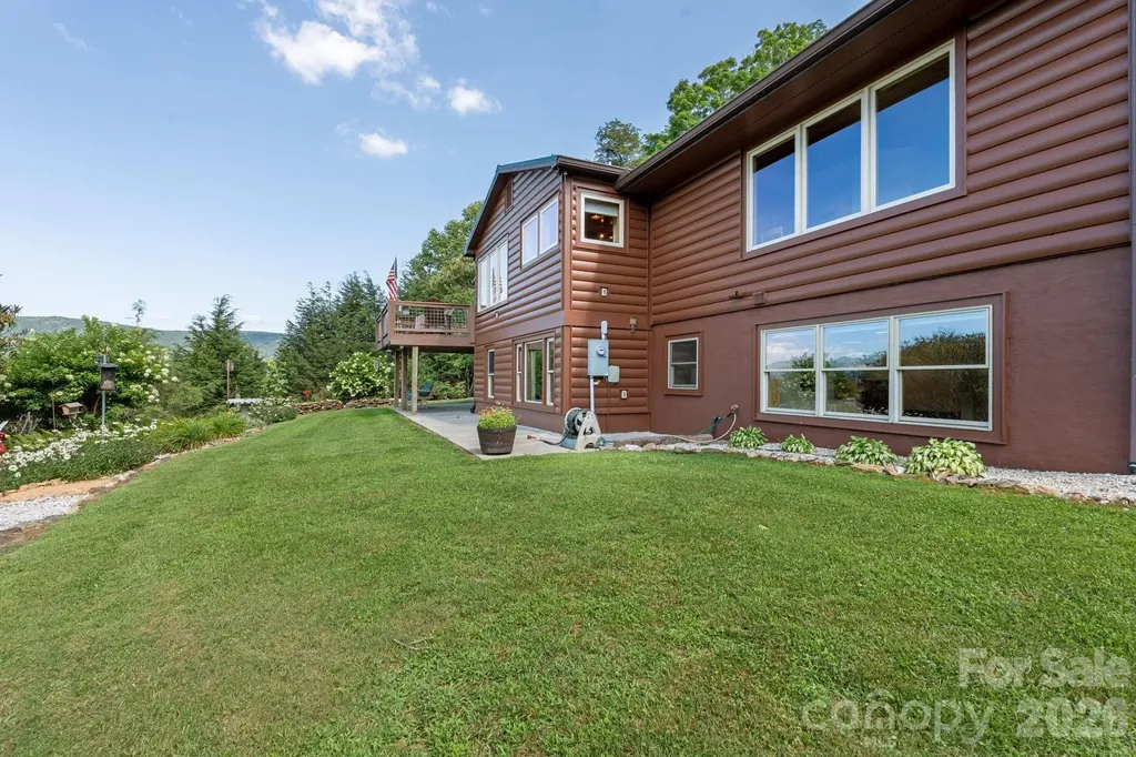 1013 Perry Road West Jefferson NC 28694