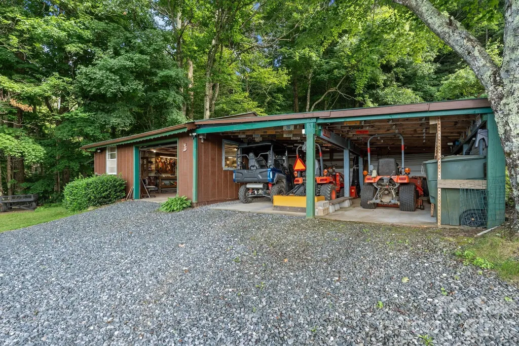 1013 Perry Road West Jefferson NC 28694