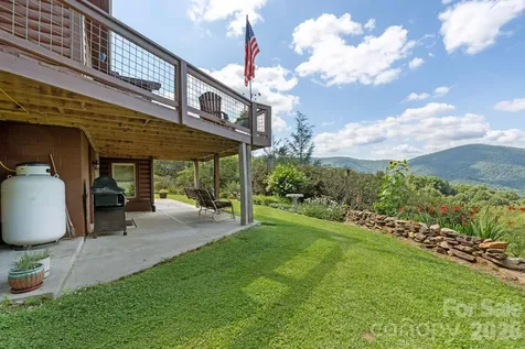 1013 Perry Road West Jefferson NC 28694